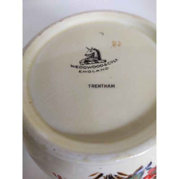 Vintage Cream Pitcher Trentham Pattern by Wedgwood England 5" Tall - Picture 6 of 16